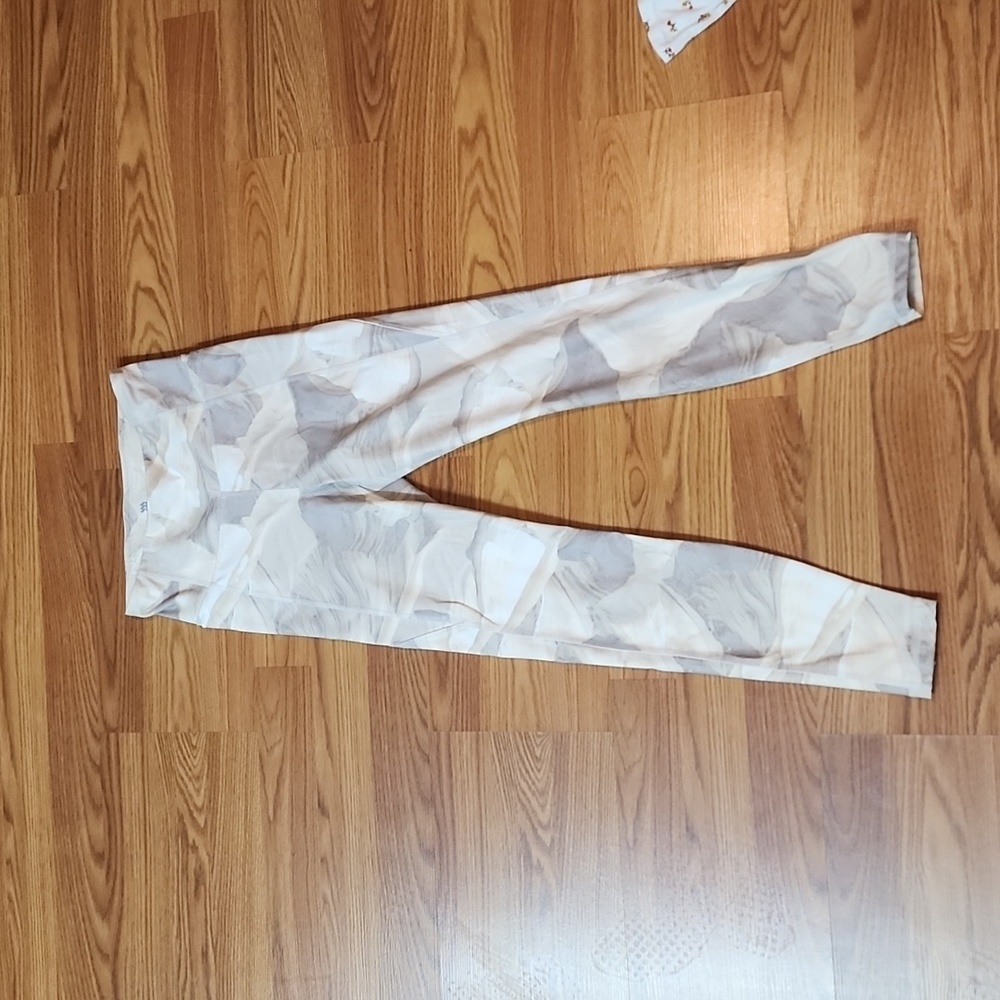 All in motion beige legging and grey size xs